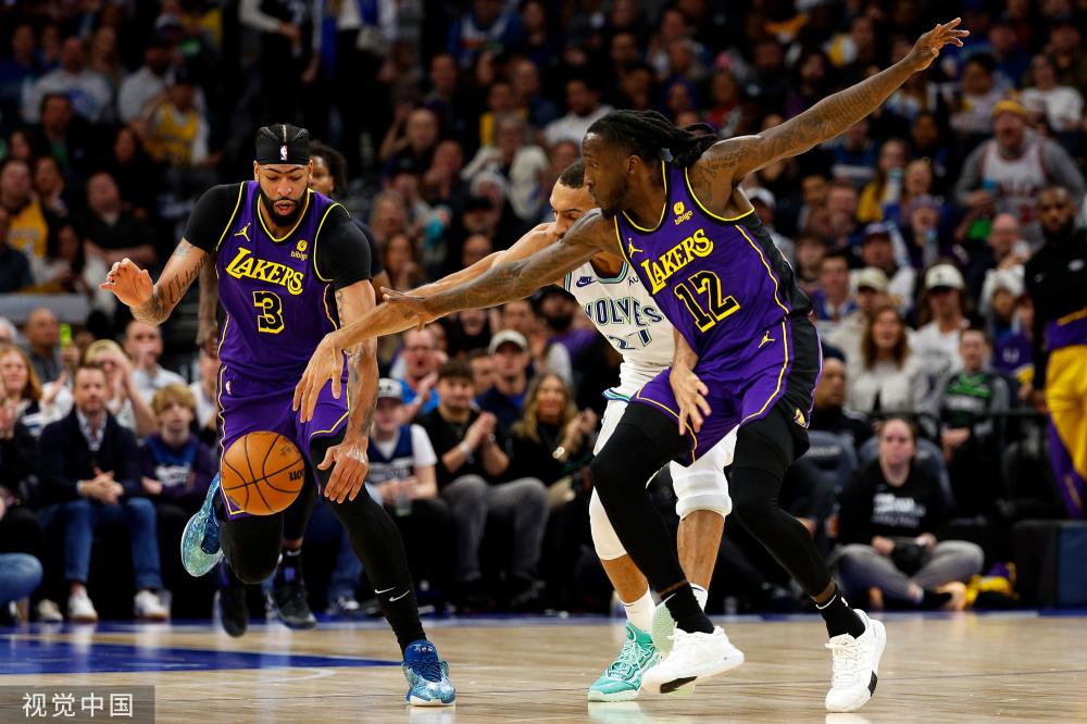 【NFL动态】维京人将角卫布莱克蒙交易至小马 换取2026年六轮选秀权