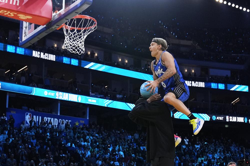 有多名精英 有多名精英