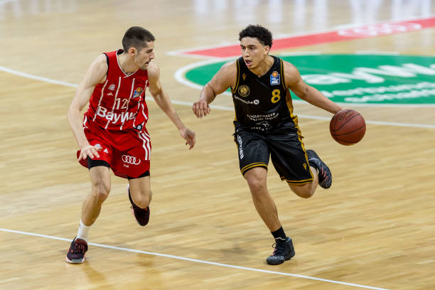 现交织的一 现交织的一