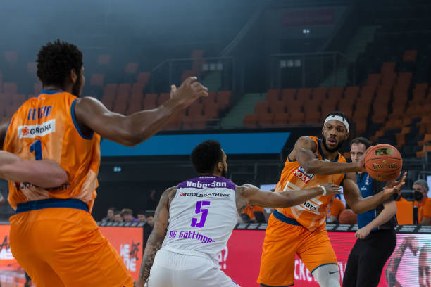 费尔南德斯 费尔南德斯